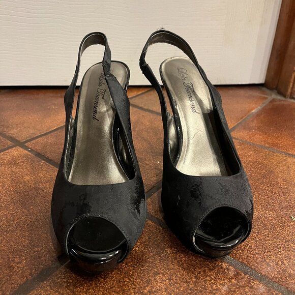 peep toe black dress heals - Picture 2 of 3